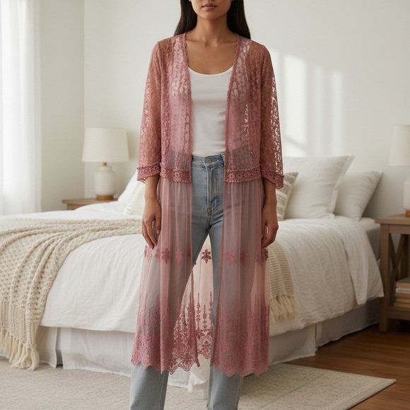Tops - Elegant Lace Kimono in Dusty Pink